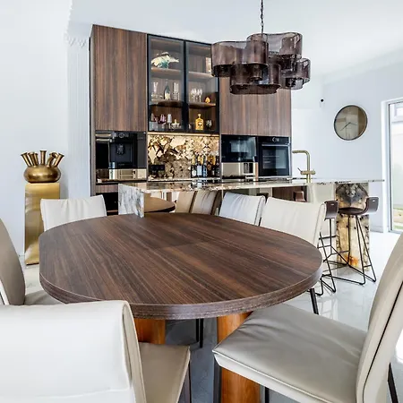 Βίλα New Olivos *