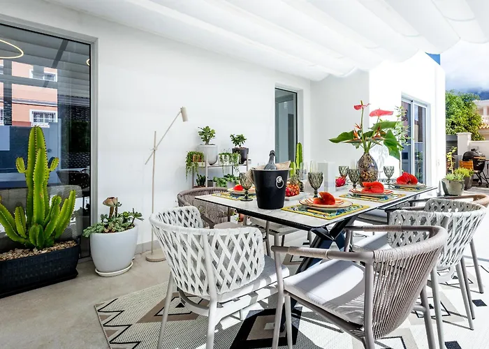 New Olivos Villa